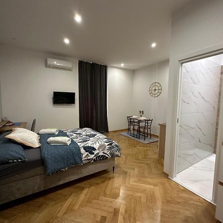 Studio Apartment Fiorello I Rijeka Exterior foto